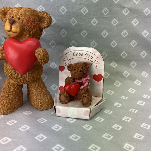 Valentine’s Day Bears - Picture 5 of 8